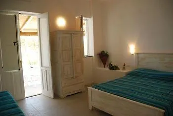 Bed & Breakfast Salinarelais Rooms&Suite Malfa  Italia
