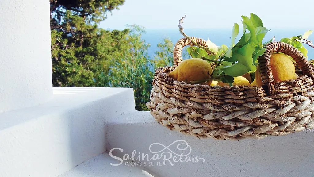 Bed & Breakfast Salinarelais Rooms&Suite Malfa  Italia