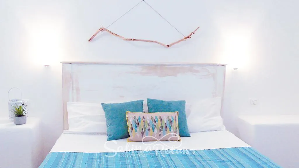 Salinarelais Rooms&Suite Malfa  Bed & Breakfast