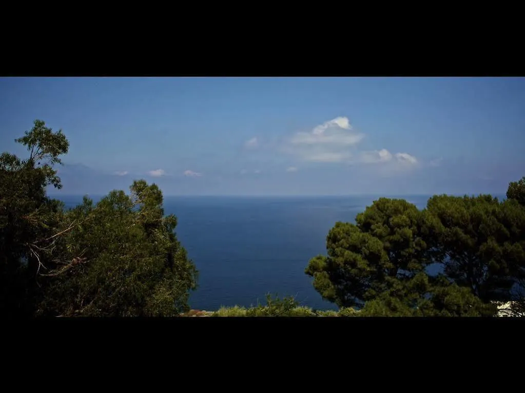 Salinarelais Rooms&Suite Malfa  Malfa (Salina)
