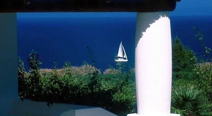 Salinarelais Rooms&Suite Malfa  Malfa (Salina)