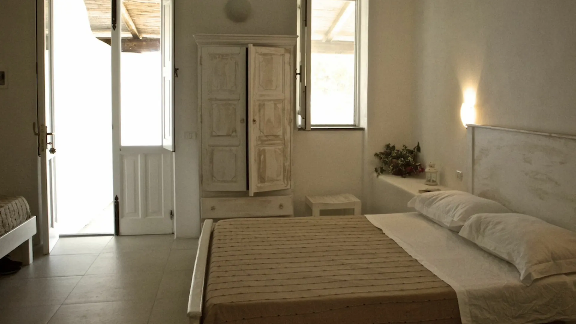 Salinarelais Rooms&Suite Malfa  0*, Malfa (Salina) Italia